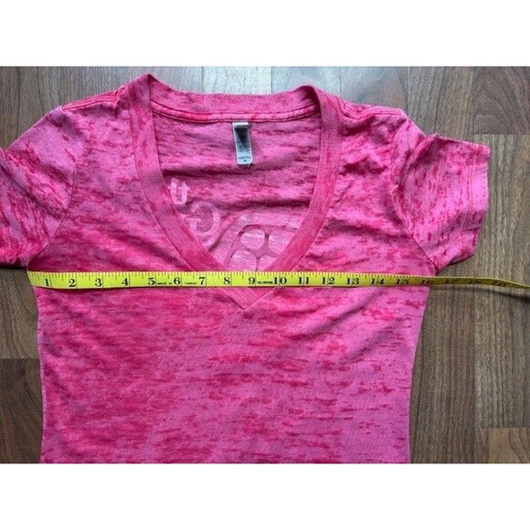 THE GREENE TURTLE Ocean City Maryland Pink V Neck T Shirt‎ Womens Next Level MED - Picture 8 of 10